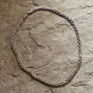 Elegant Silver Chain Necklace